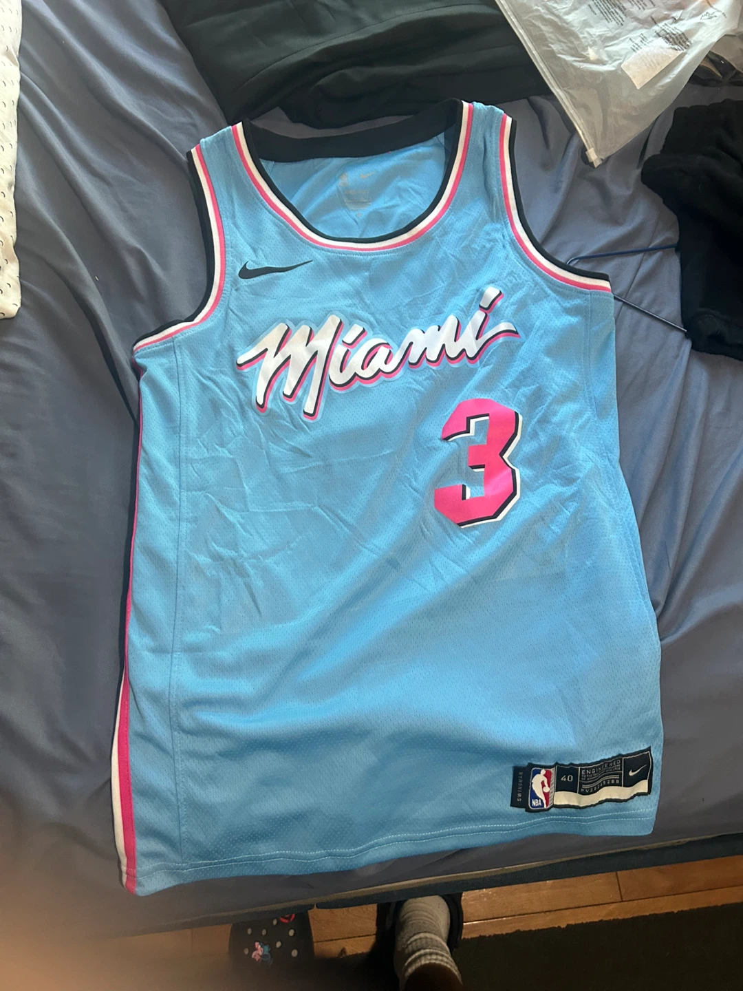 Miami Heat Dwyane Wade Jersey - Size 40
