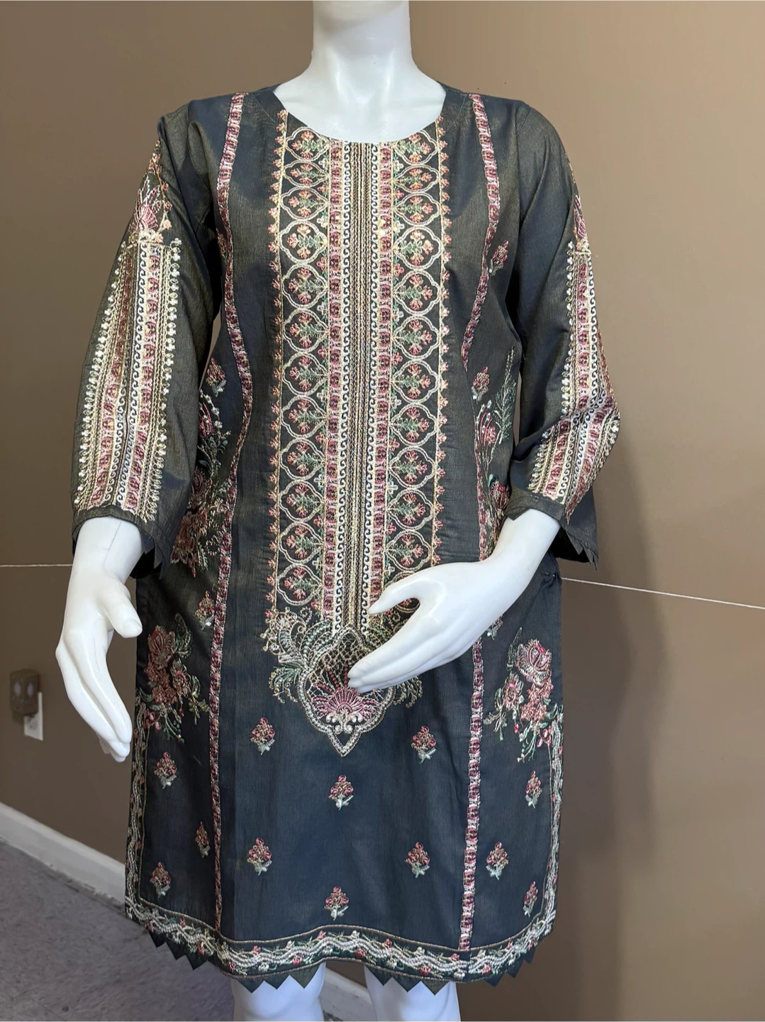 Pakistani embroidered kurti/top