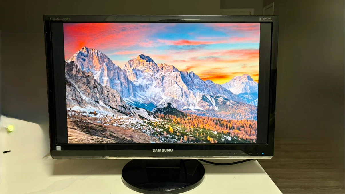 Samsung SyncMaster 2494SW Monitor
