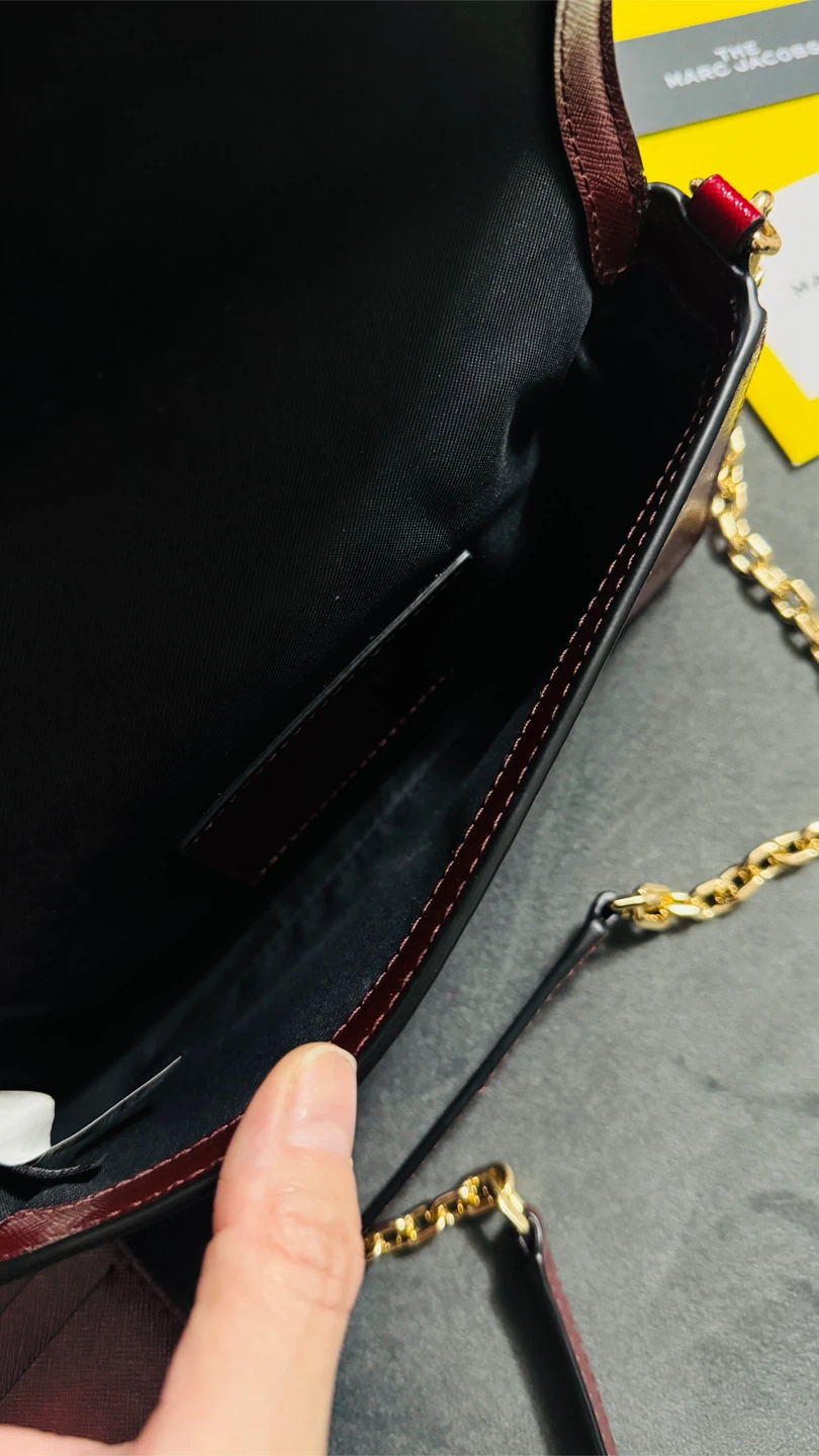 Authentic The Marc Jacobs Crossbody Wallet - photo 4
