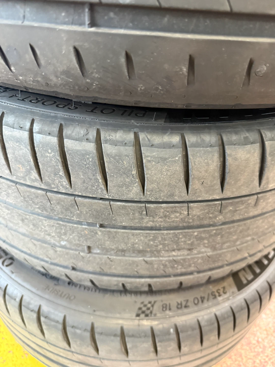 Set of 4 Michelin Pilot Sport Tires - photo 2