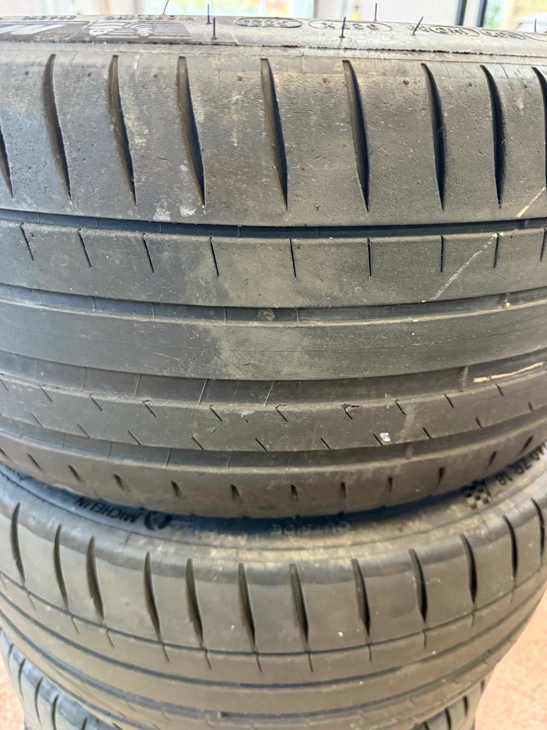 Set of 4 Michelin Pilot Sport Tires - photo 3