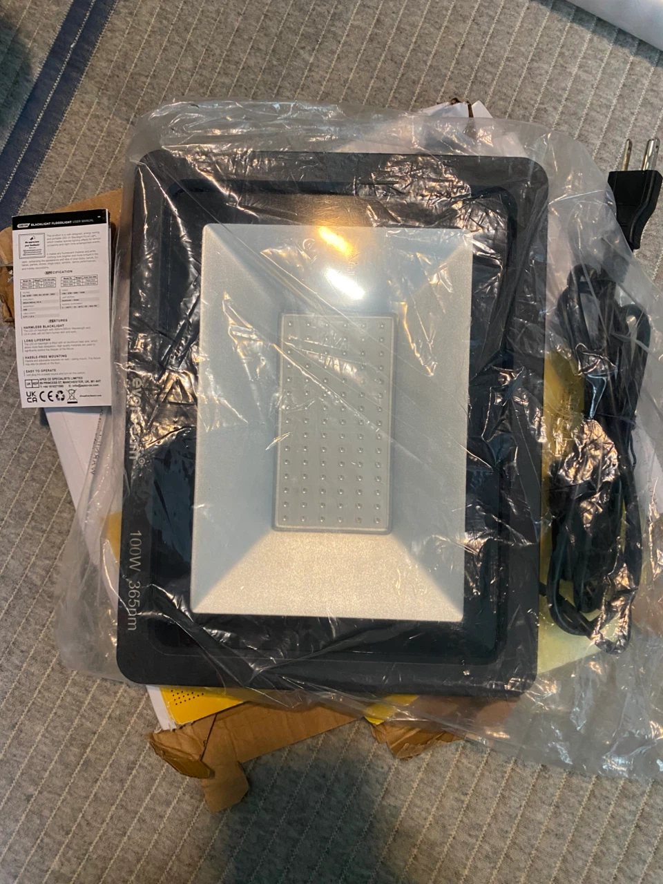 Everbeam 100W 365nm LED UV Black Light Flood Light - photo 2