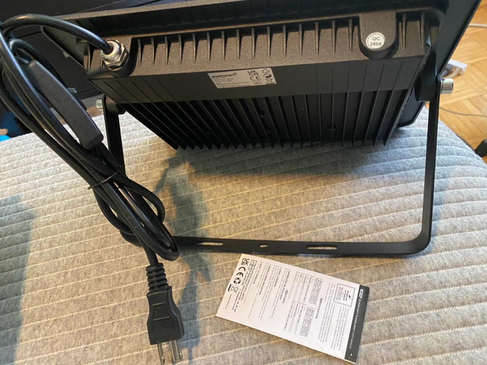 Everbeam 100W 365nm LED UV Black Light Flood Light - photo 5