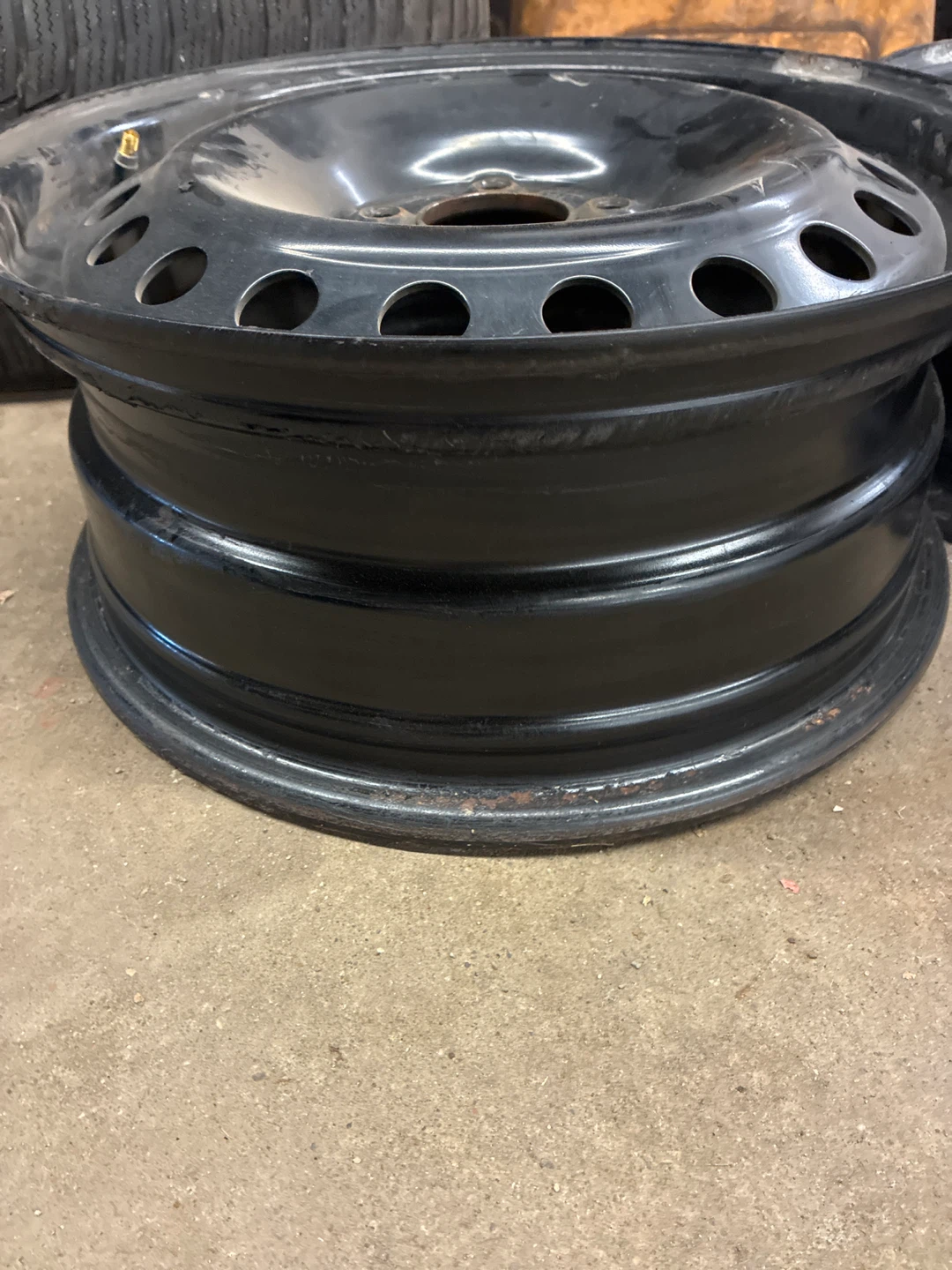 Set of 4 Ford Steel Wheels size: 16 - photo 3