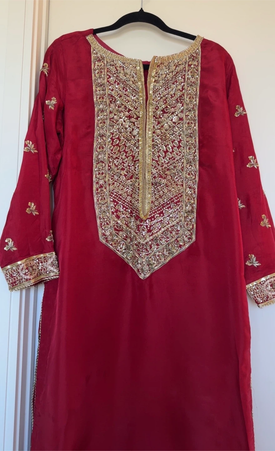 Embroidered Red Kurti - photo 2