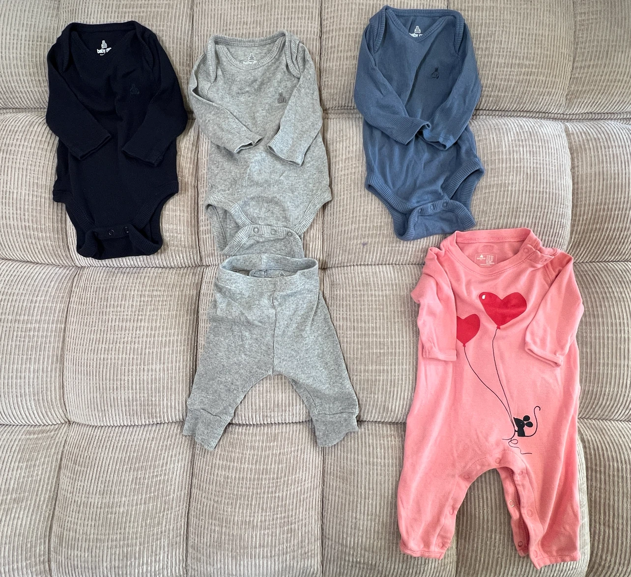 Baby Gap Onesies and Pants Set 0-3 months