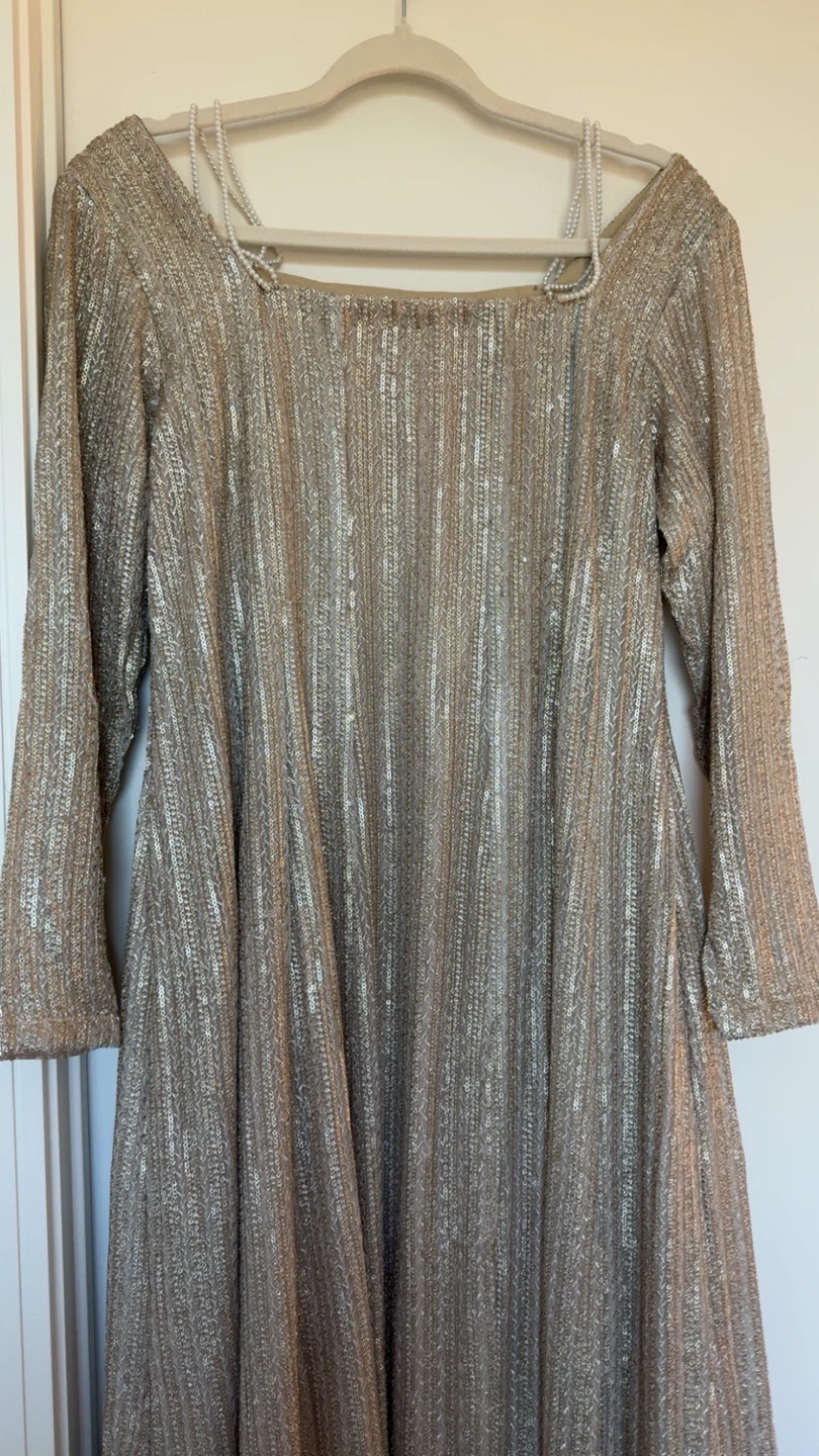 Golden frock pakistani - photo 2