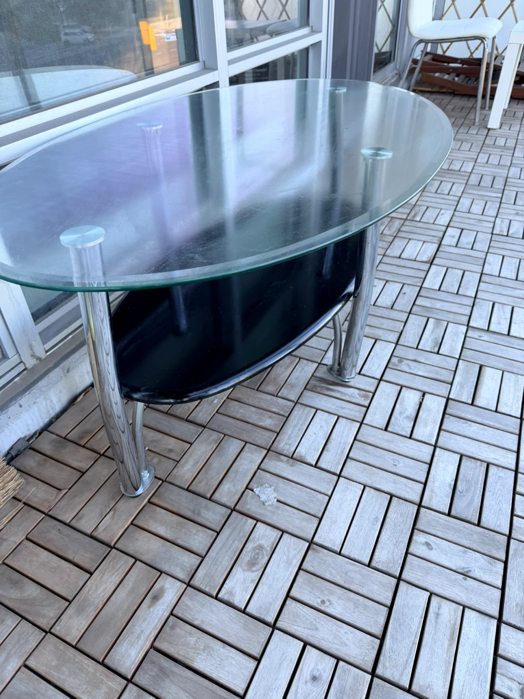 Oval Glass Coffee Table - photo 2