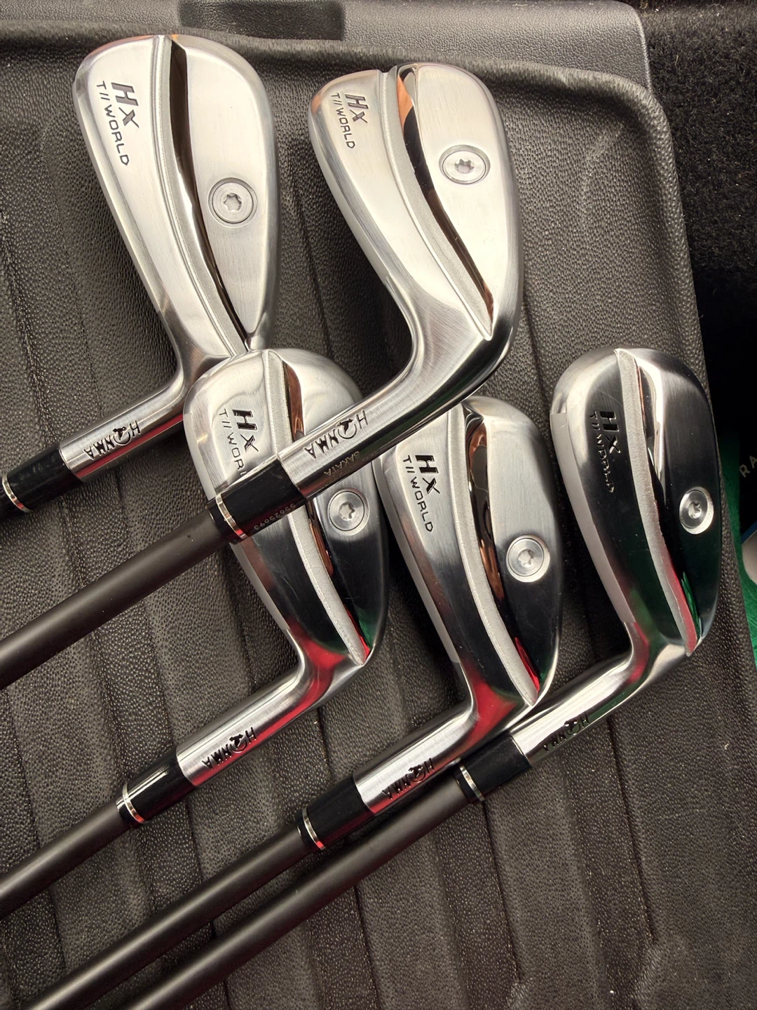 Honma T//World HX 767 iron set