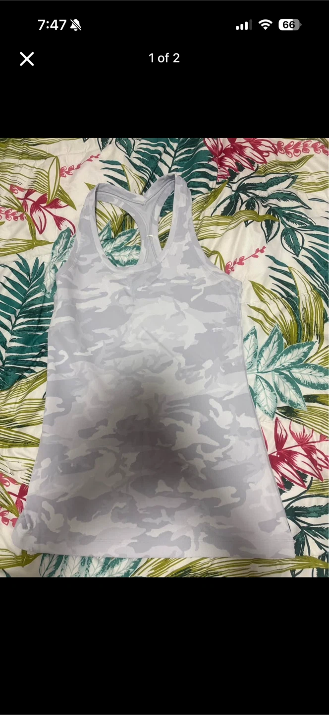 Lululemon Racerback Tank Top - photo 2