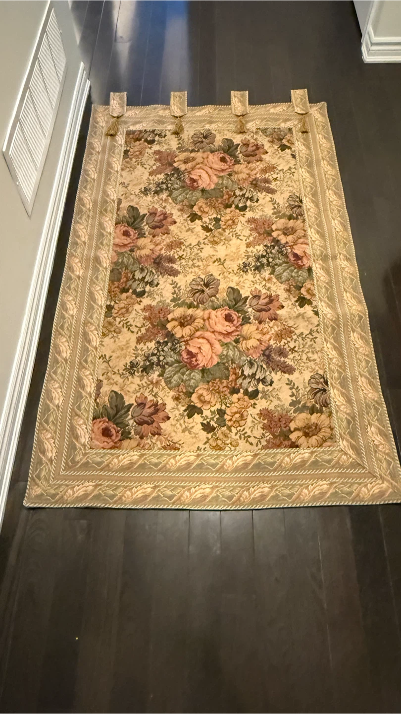 Floral Tapestry Wall Hanging 70x40”