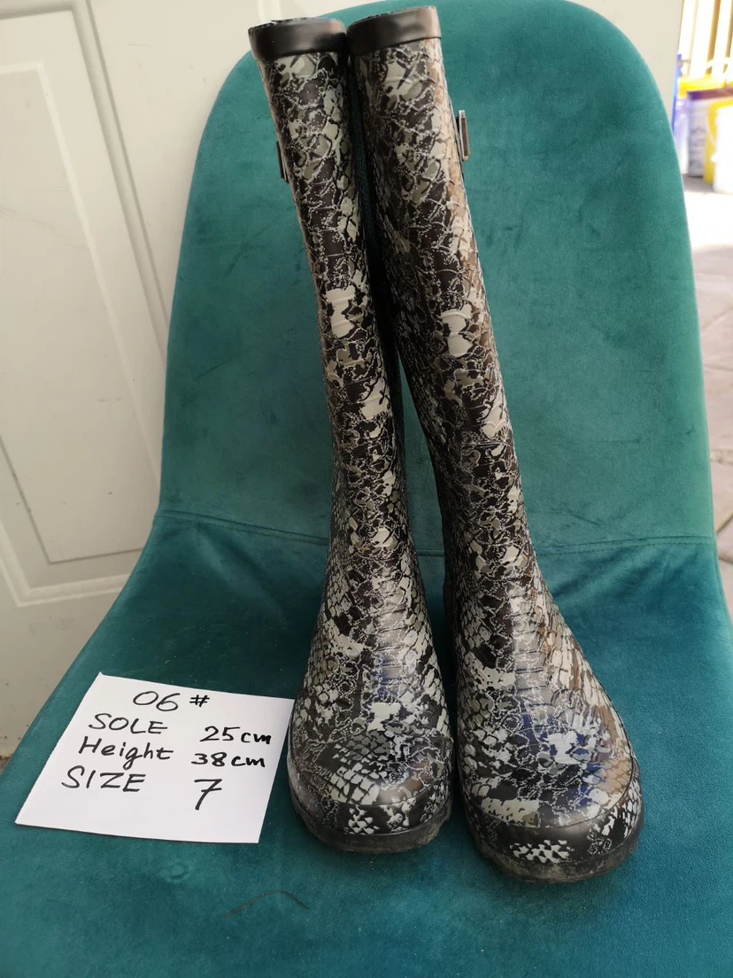 Snake Print Rain Boots - photo 4