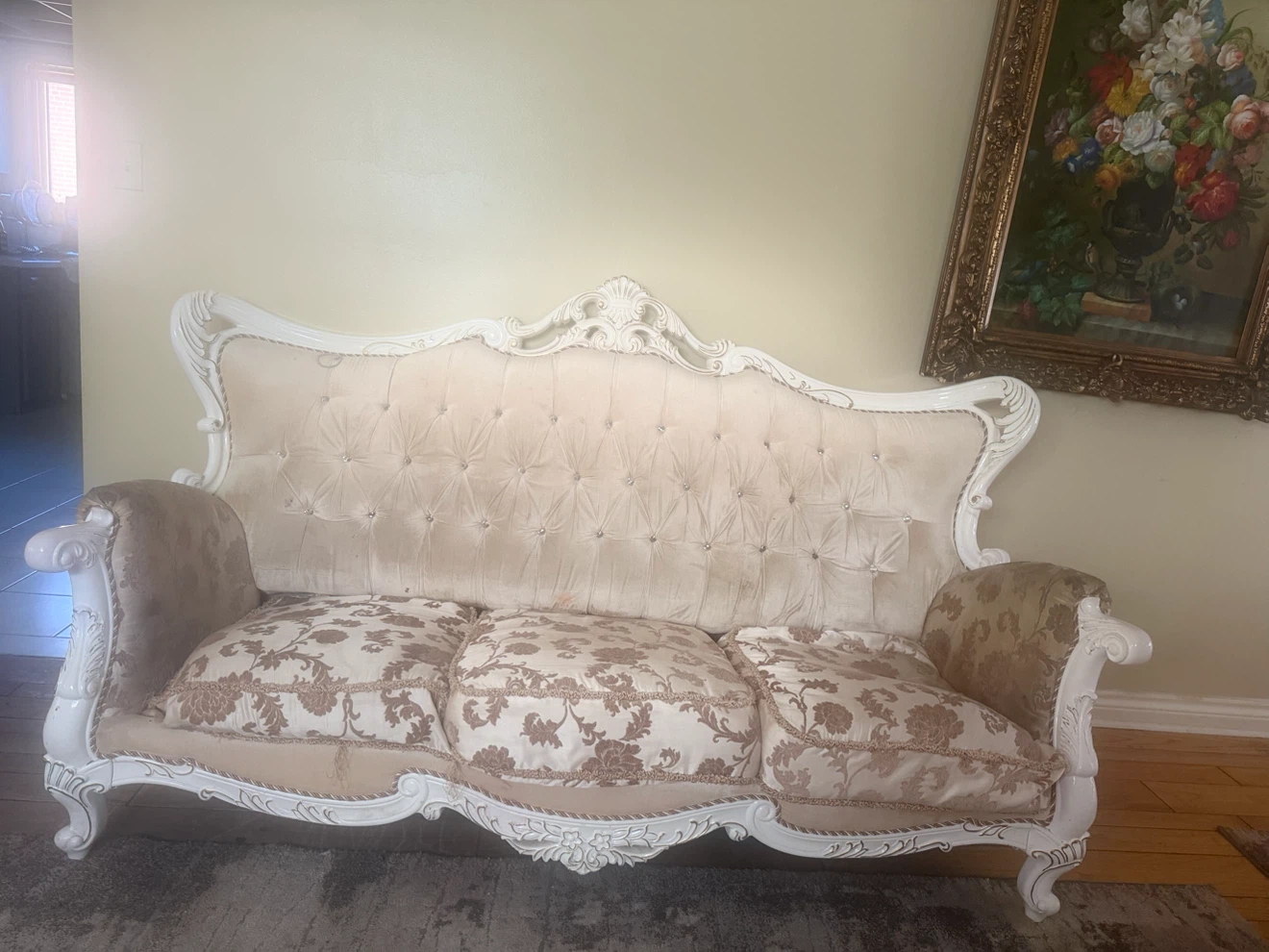 Victorian Style Sofa and Loveseat Set