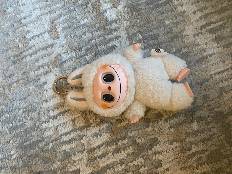 Pop Mart The Monsters Labubu Plush Keyring - photo 3