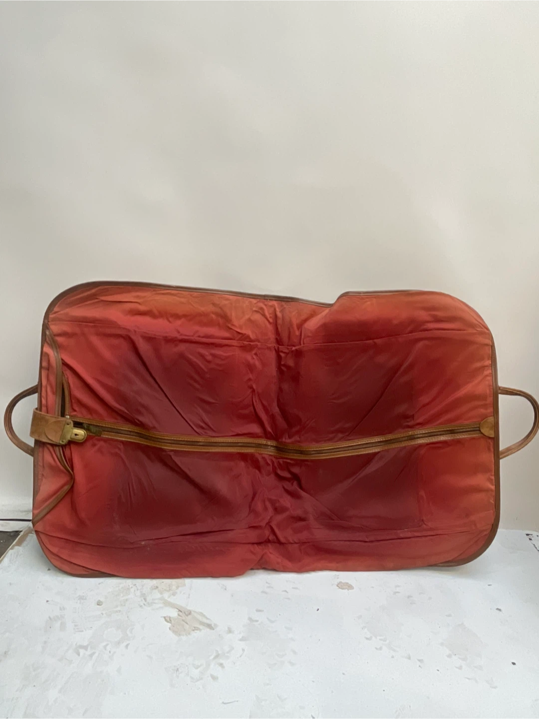 Vintage Garment Bag in leather - photo 2