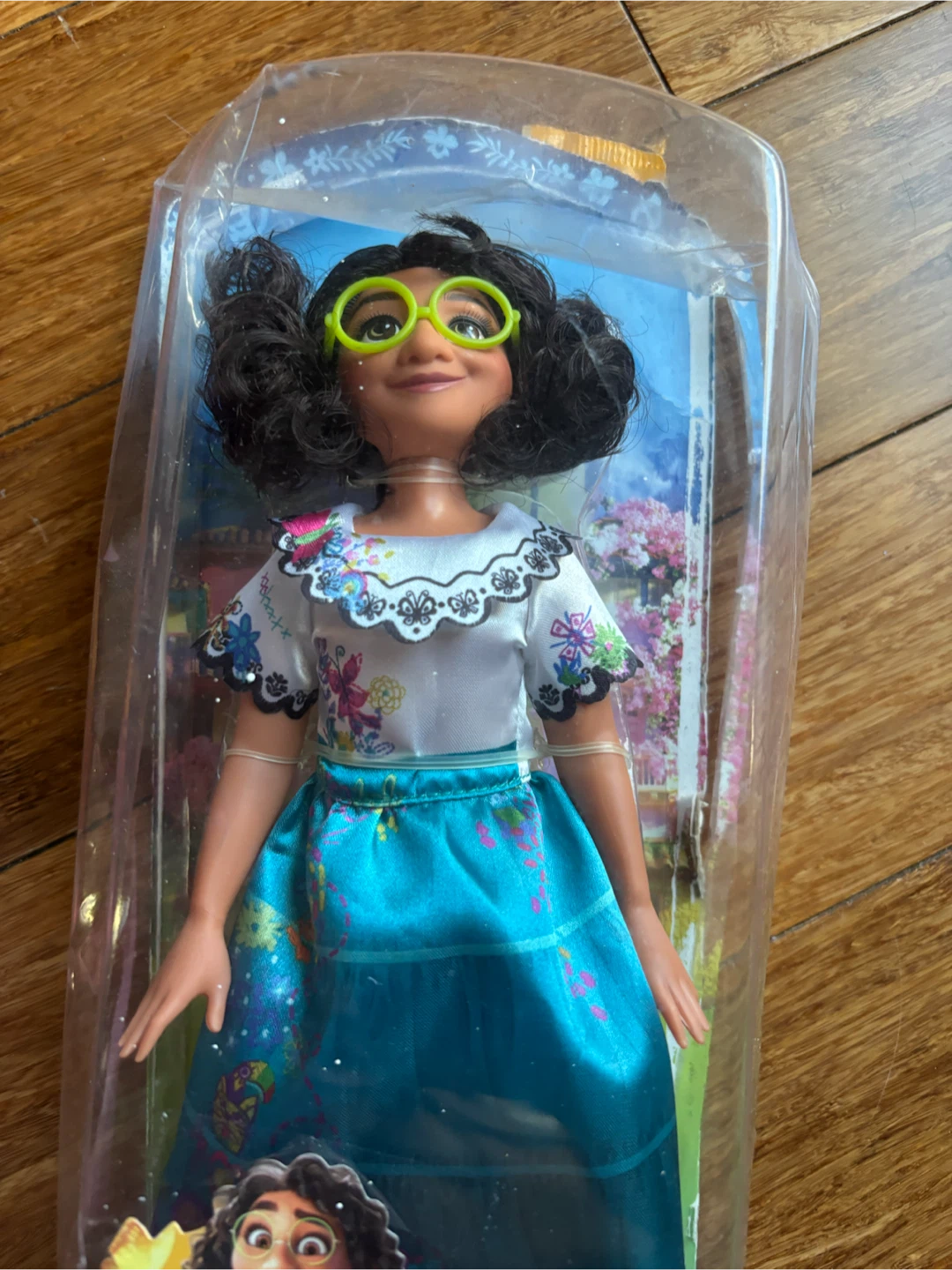 Disney Encanto Mirabel Madrigal Doll - photo 2