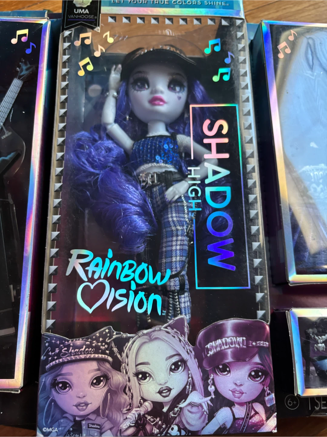 Shadow High Neon Shadow Uma Vanhoose Doll Set - photo 3