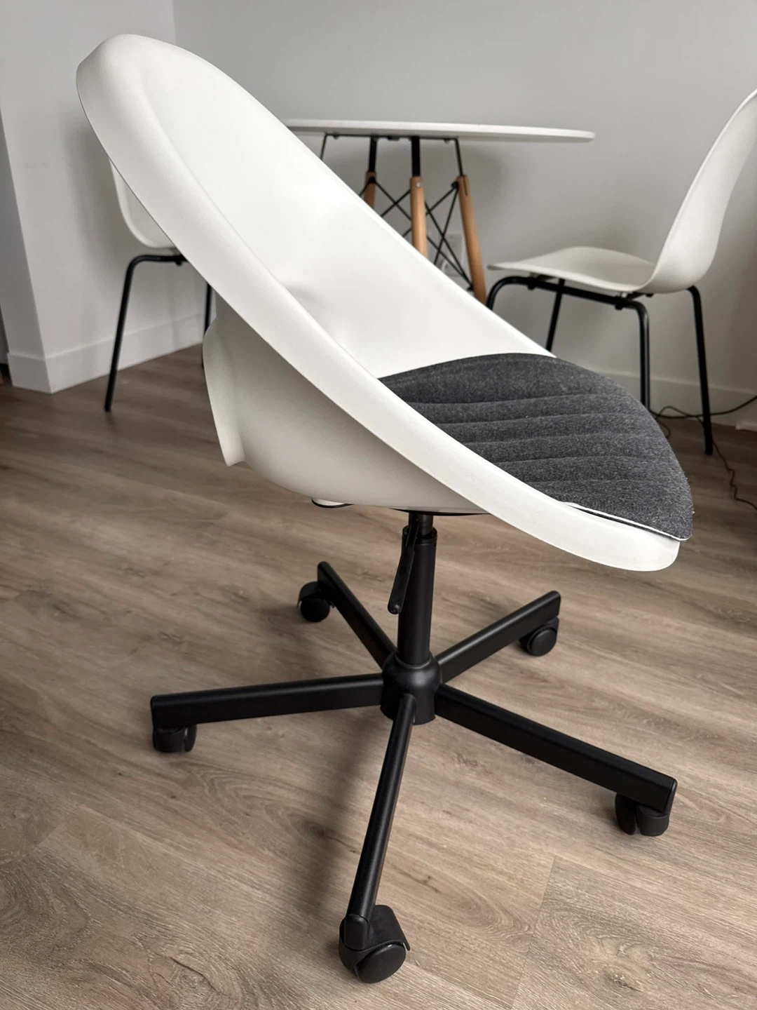 IKEA Loberget/Malskär Desk Chair (White & Black) - photo 4