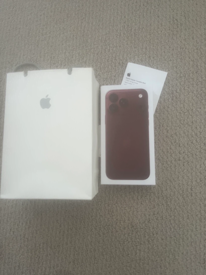 Apple iPhone 18