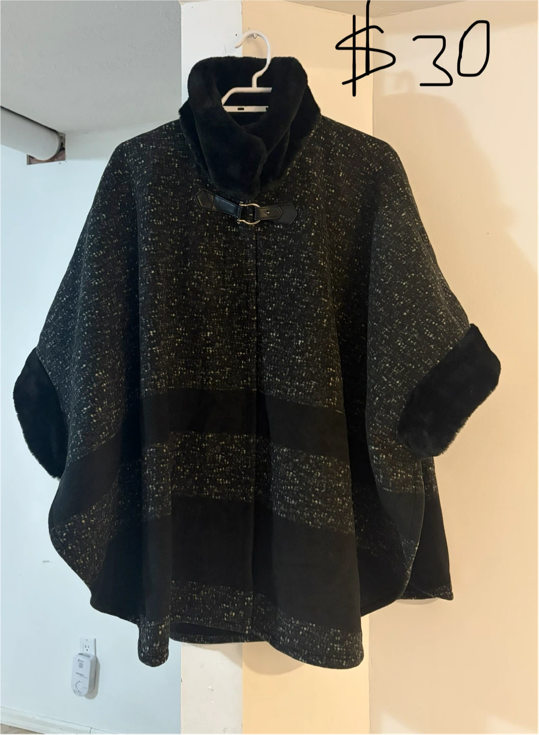 Black Textured Cape with Faux Fur Collar