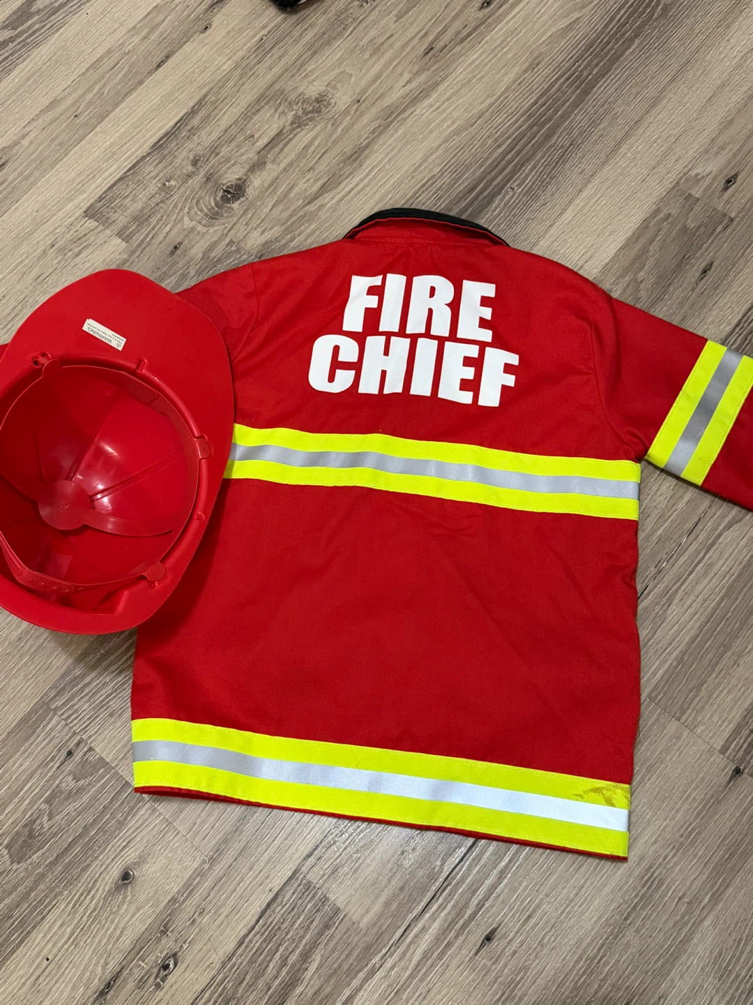 Melissa & Doug Fire Chief Role Play Set 3-6 Years Old - photo 3