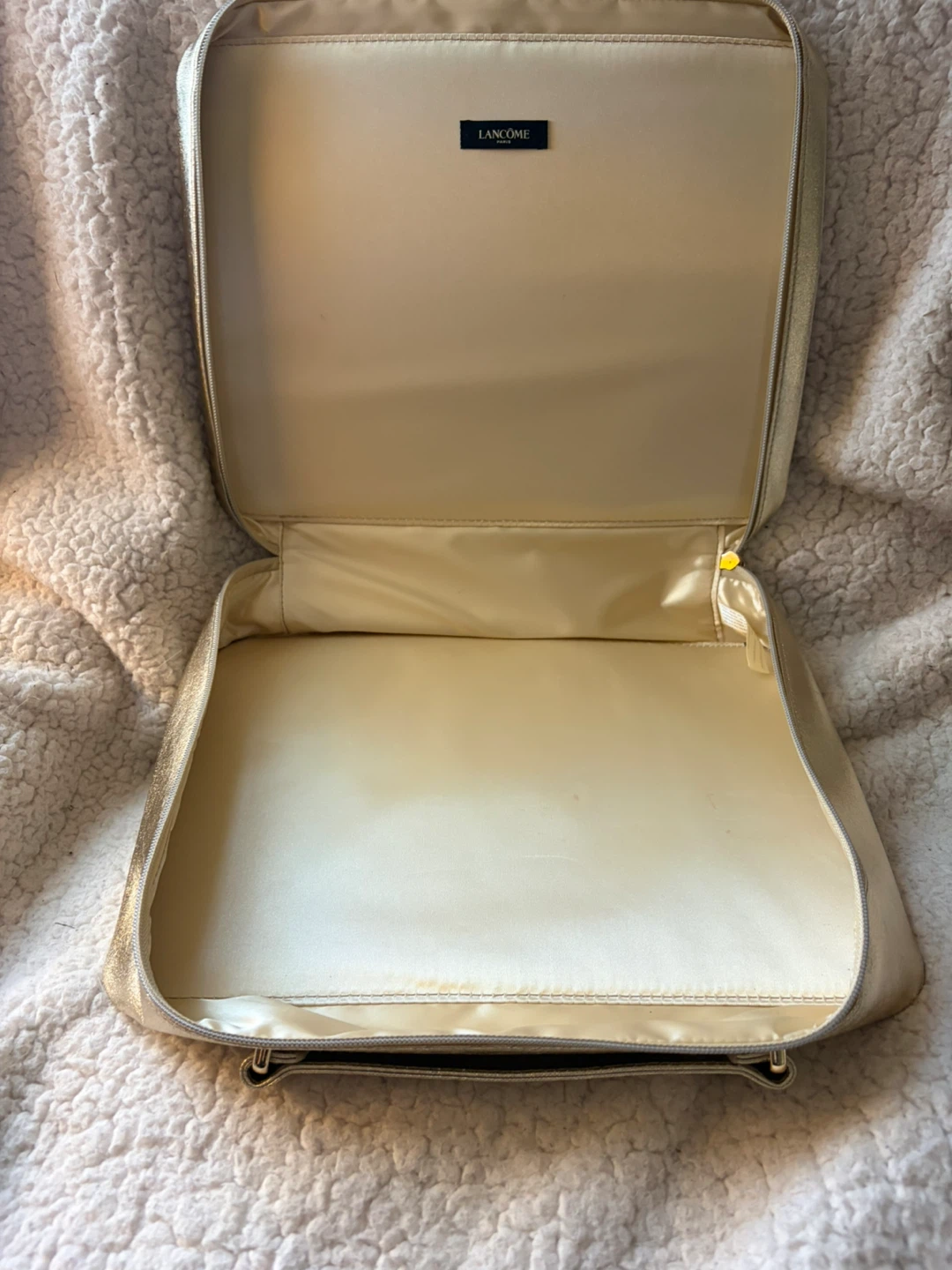 Lancome Gold Cosmetic Case - see Pics - photo 4