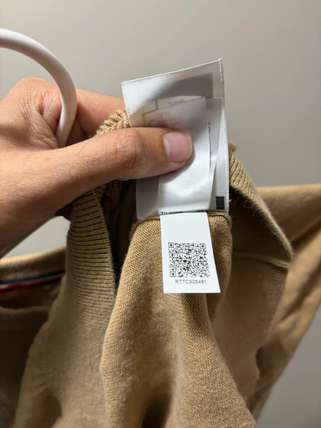 Tommy Hilfiger Beige Sweater - photo 5