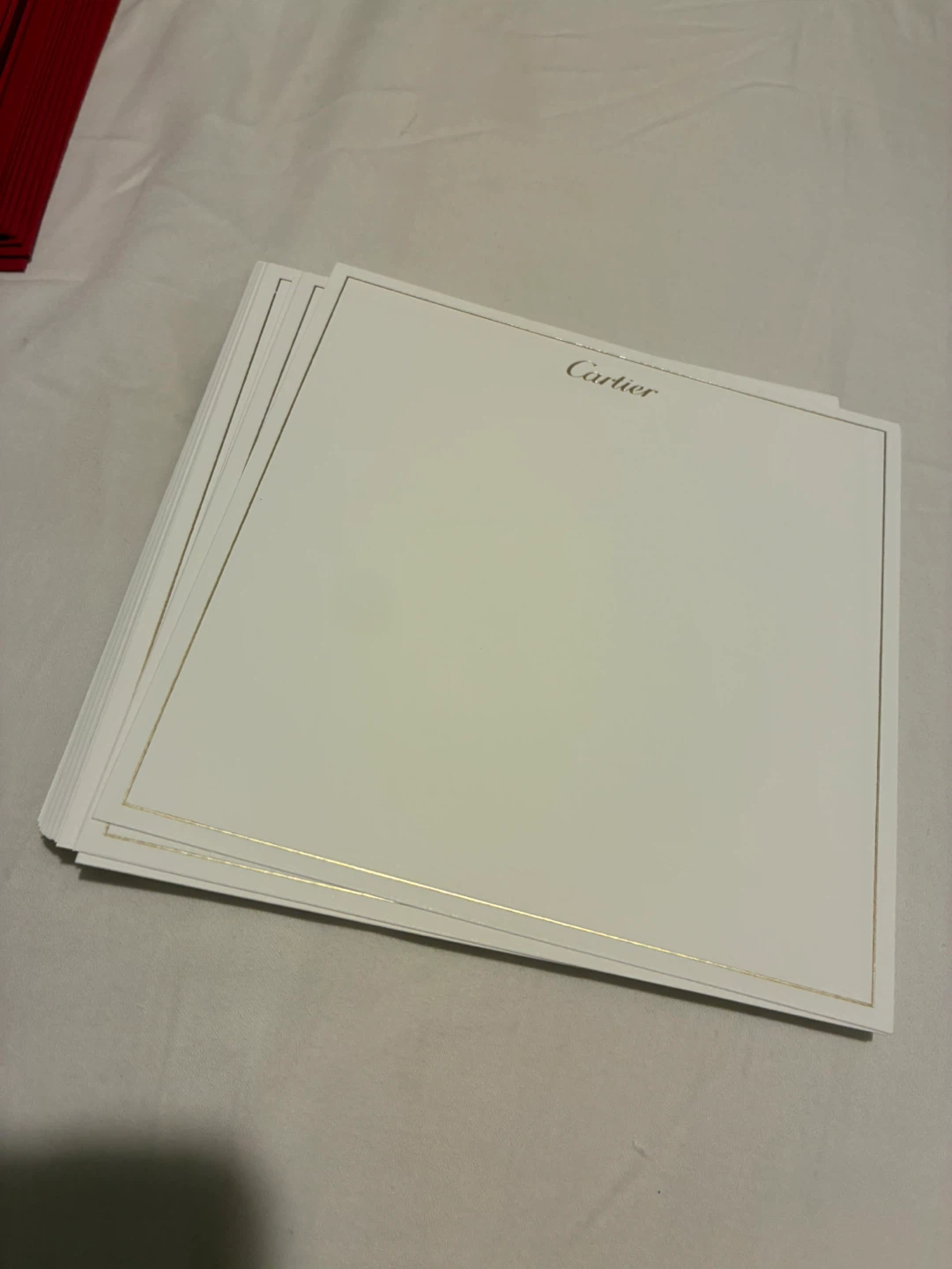 Cartier - Red Envelopes & Greeting Cards w/ White Inserts - photo 2