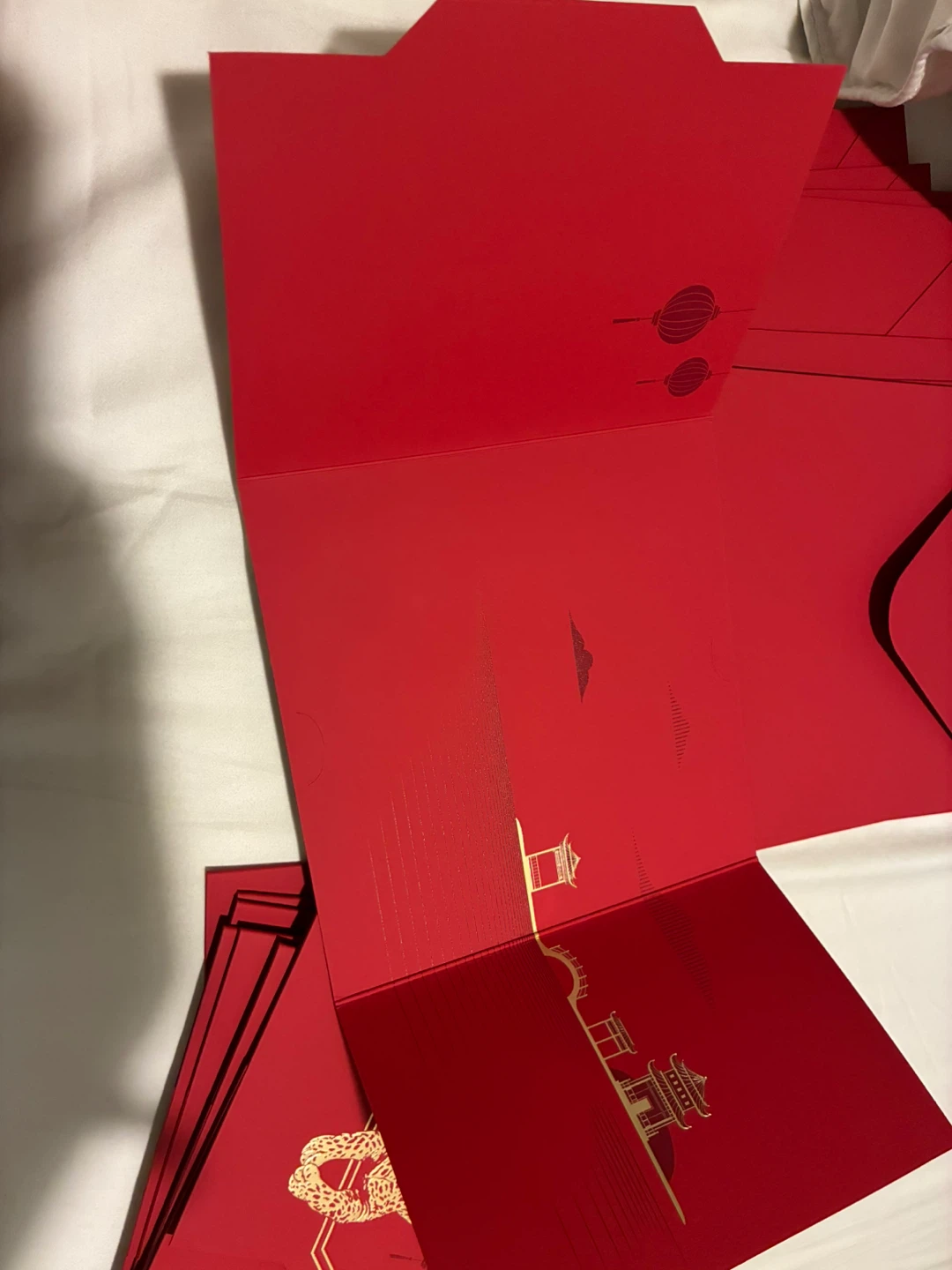 Cartier - Red Envelopes & Greeting Cards w/ White Inserts - photo 3