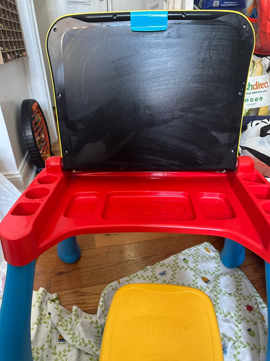 VTech Alphabet Learning Desk with Stool - photo 2