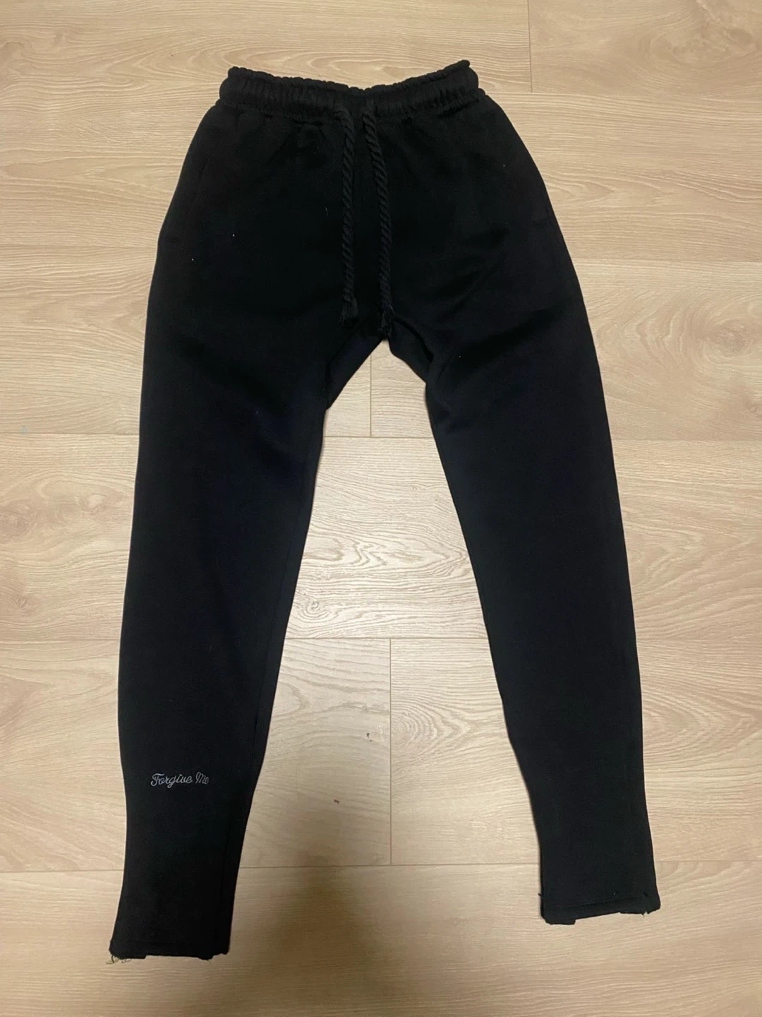 Synah Black Sweatpants - photo 2