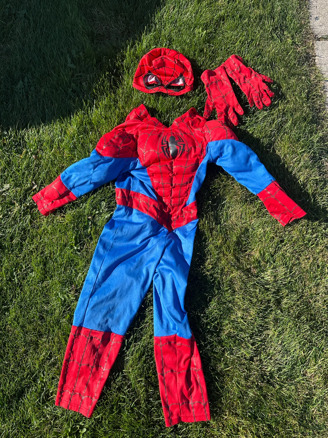 Disney Store Spider-Man Costume Size 5/6