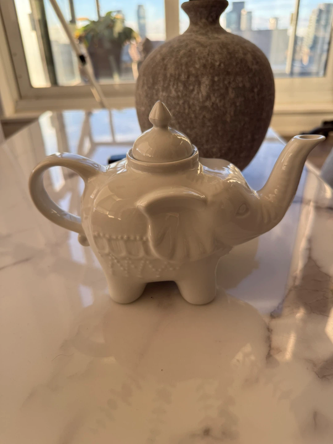 Cordon Bleu White Elephant Teapot
