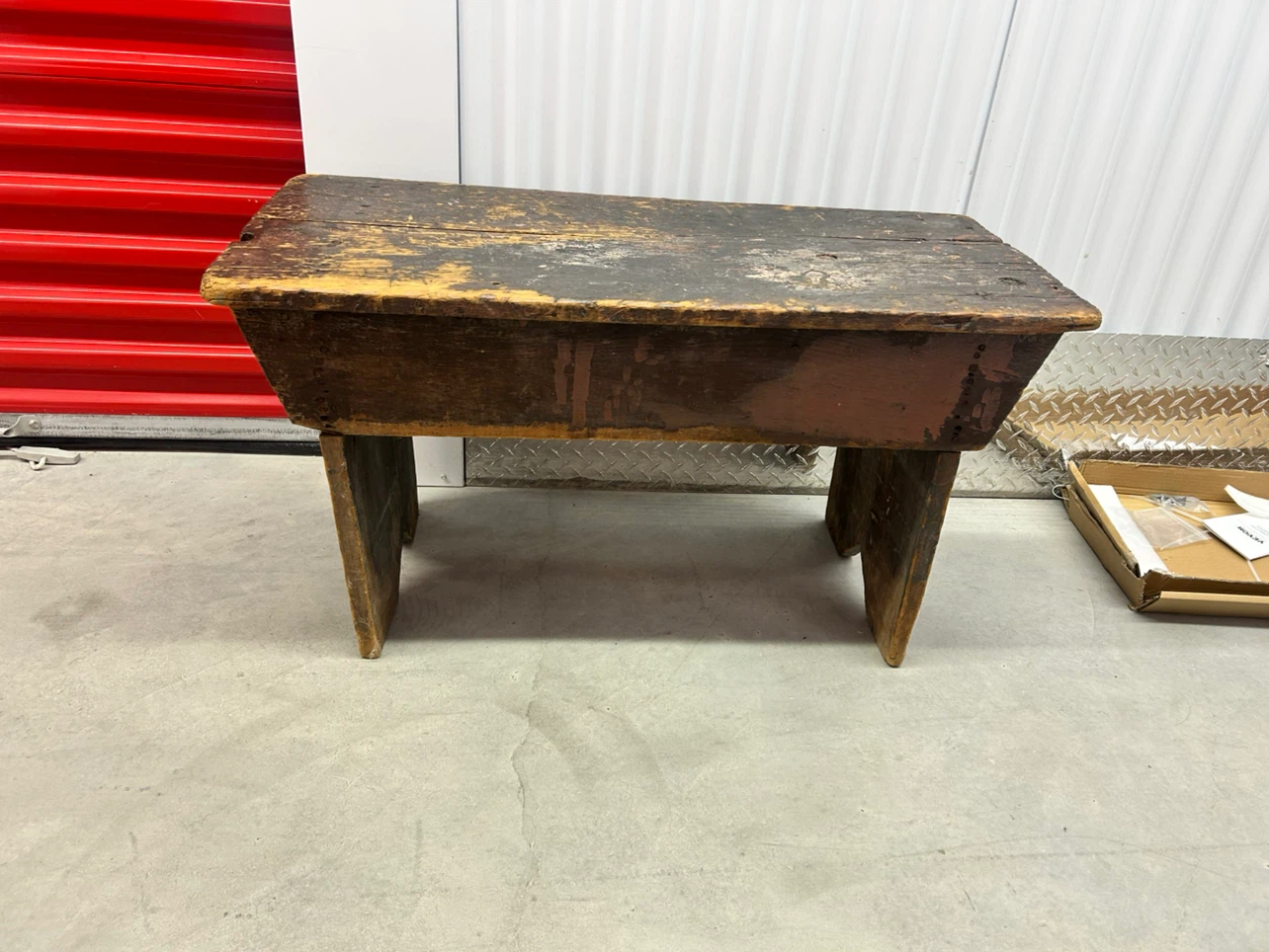 Free Rustic Table