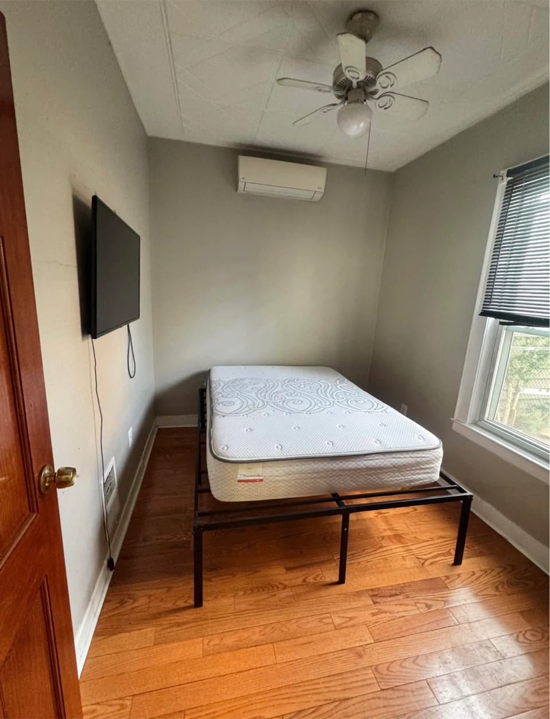 Room for rent - photo 2