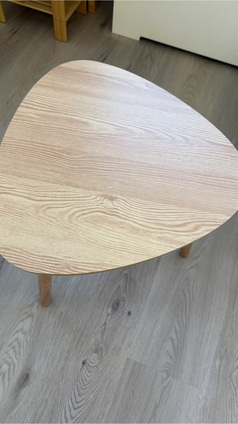 Cute little side table - photo 3