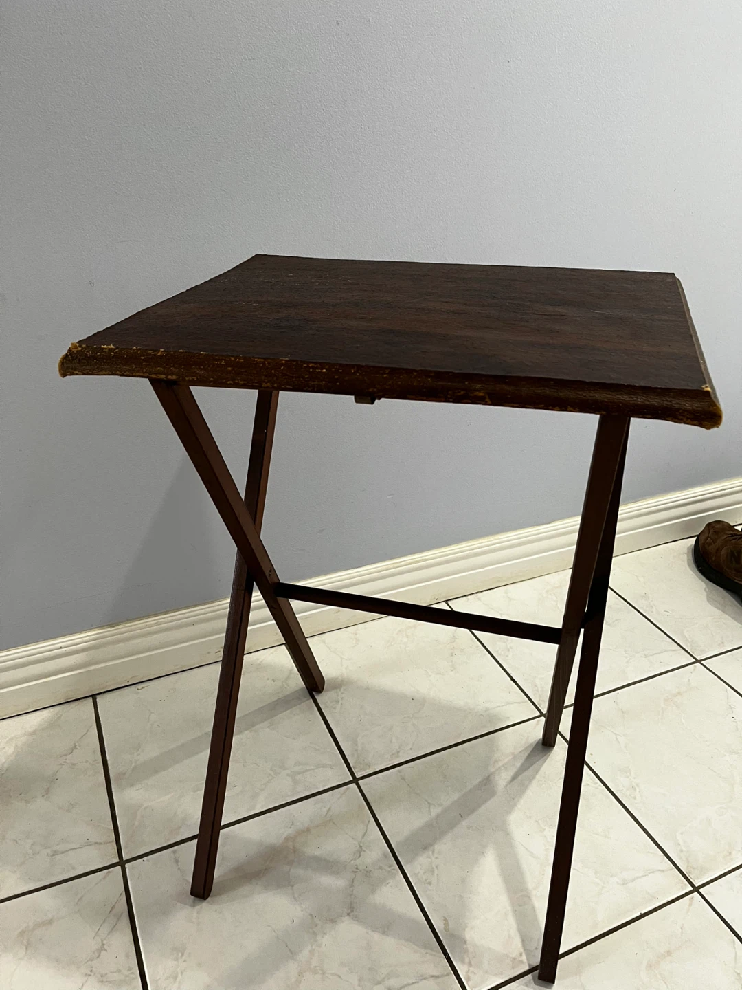 TV TABLE - photo 2