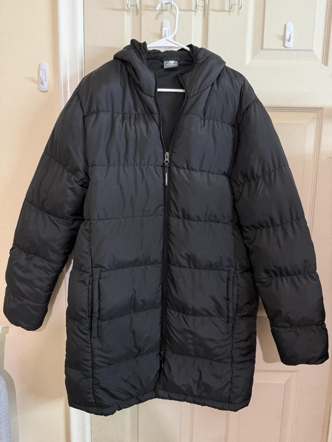 New Balance Black Puffer Jacket (SMALL) -Men