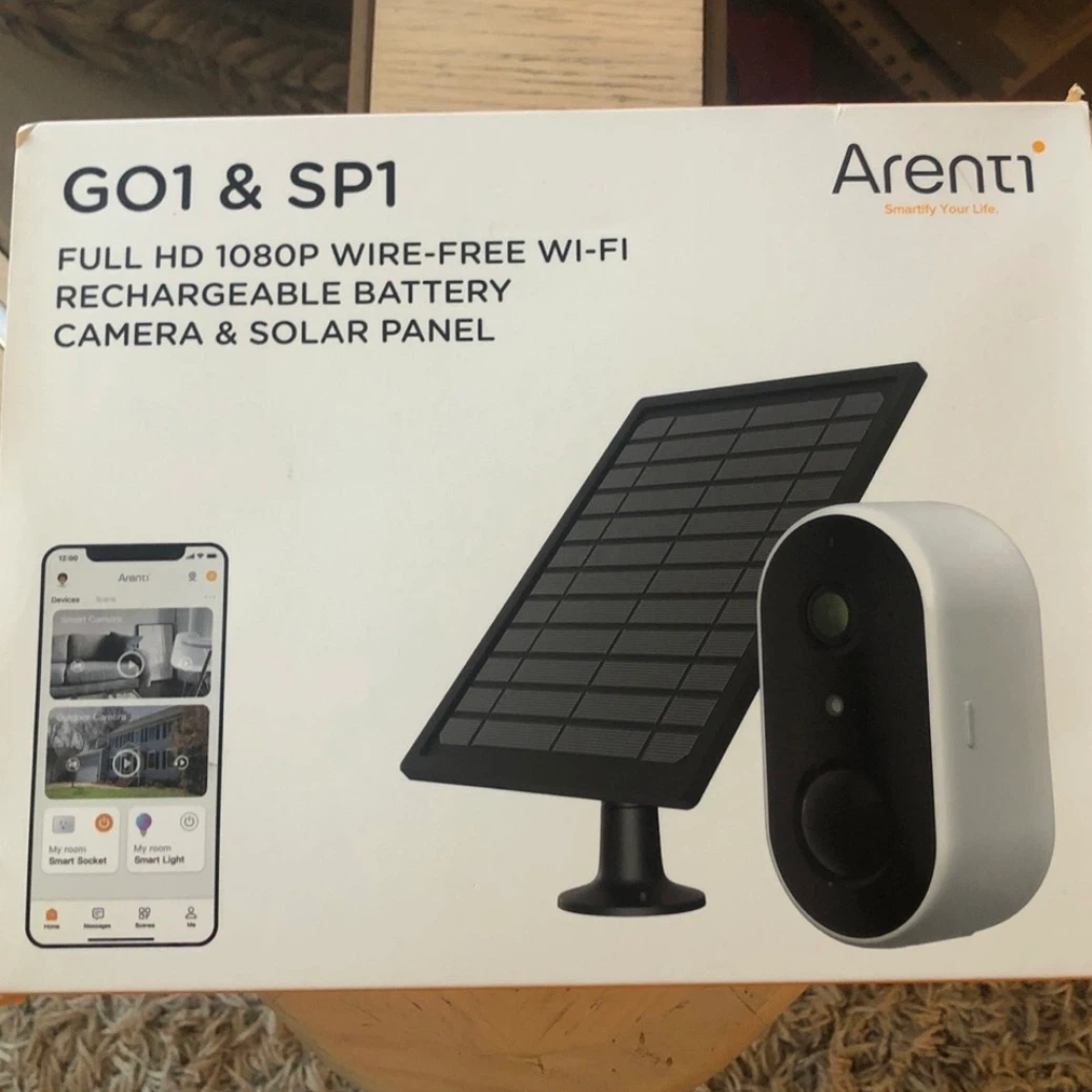 Arenti GO1 & SP1 Security Camera and Solar Panel
