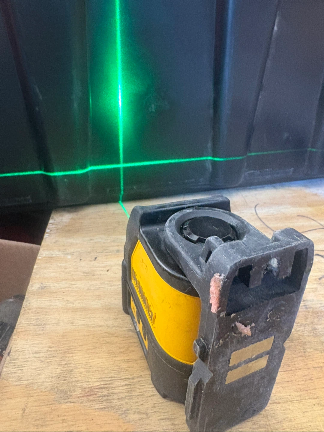 DEWALT LaserChalkLine Green Laser Level - photo 2