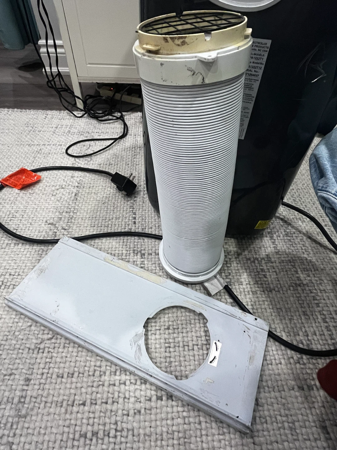 FREE Air Conditioning Unit - photo 3