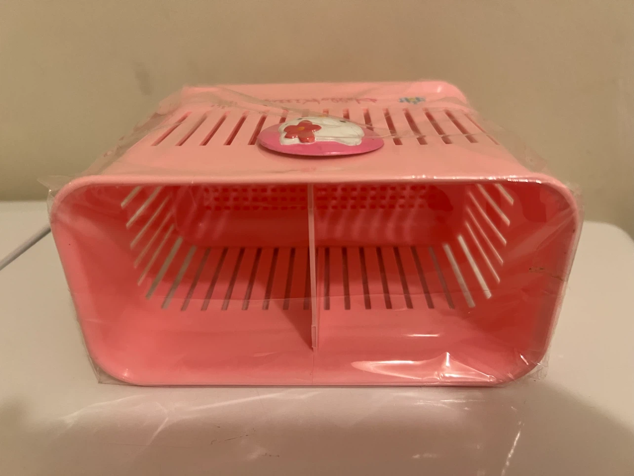 Hello Kitty Pink Plastic Organizer - photo 2