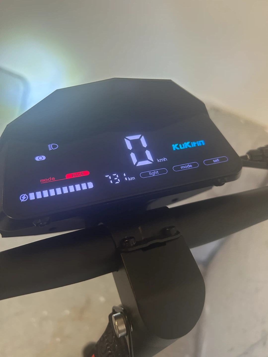 2026 KuKirin G2 Electric Scooter - low km (731) - photo 3