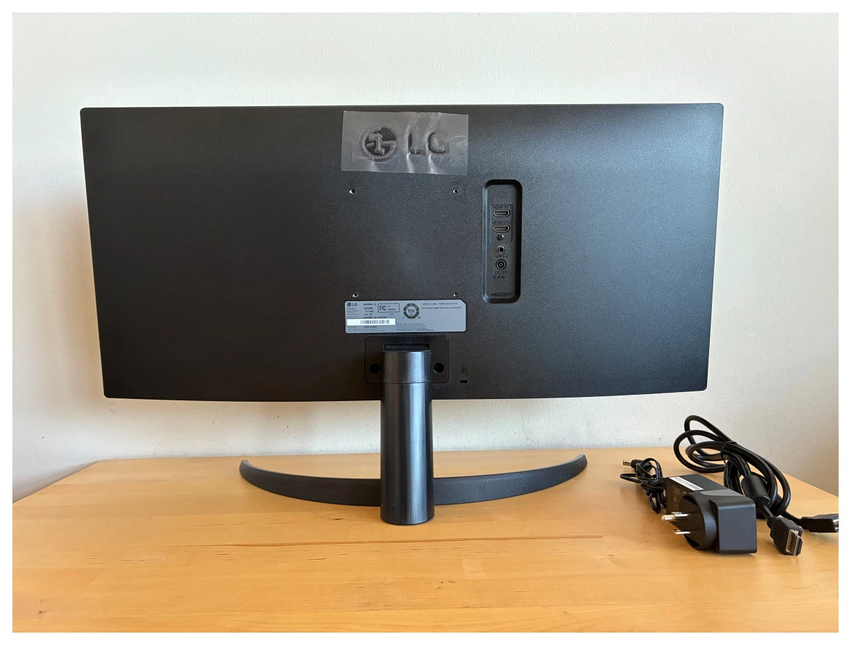LG 26” Ultrawide Monitor - photo 2