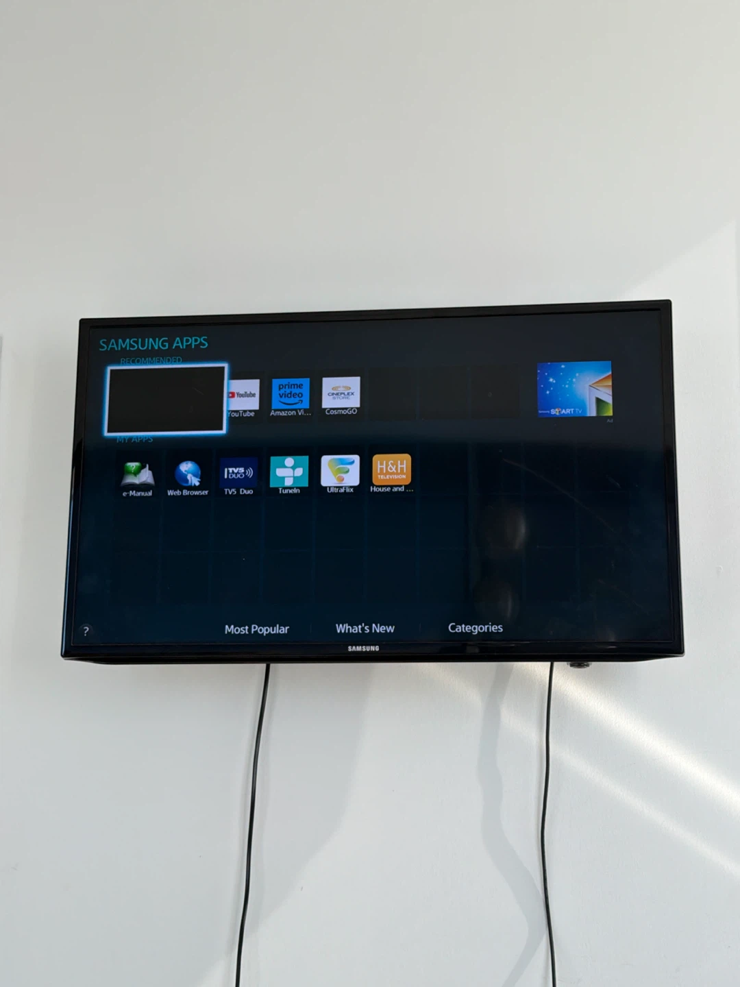 Samsung Smart TV 42 inches