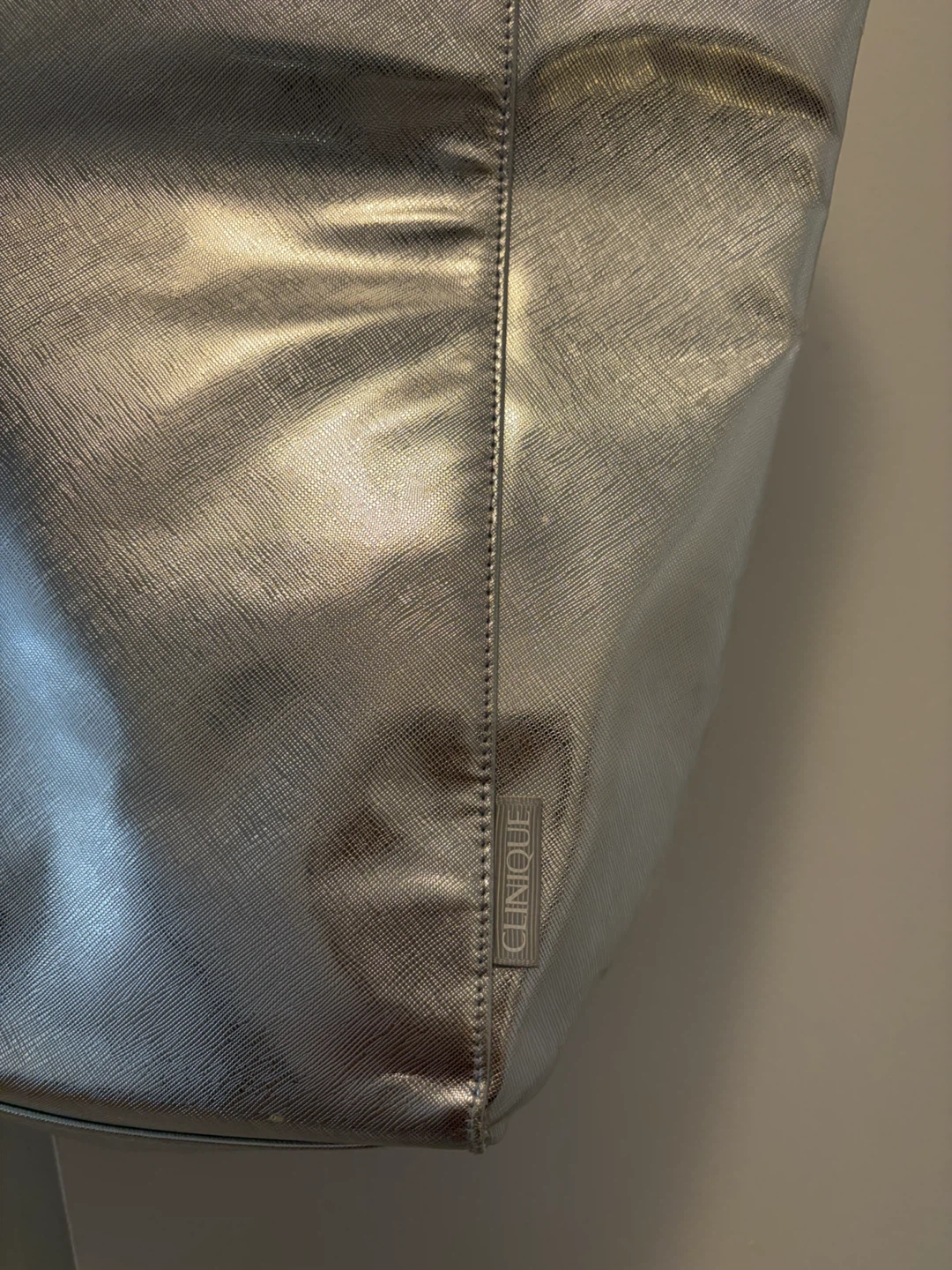 Clinique Silver Tote Bag - photo 2