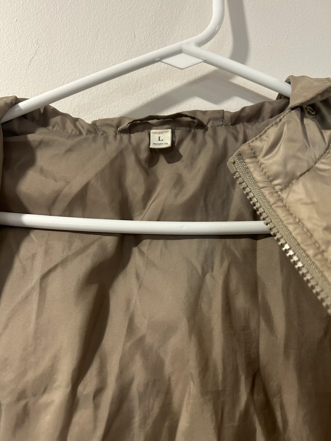 Taupe Puffer Jacket with Hood - photo 5