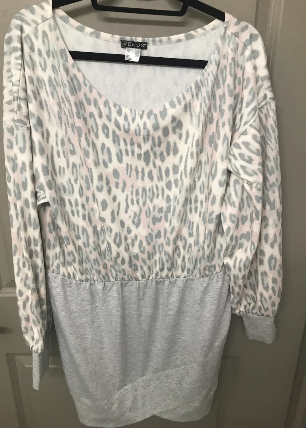 Venus Women’s Off Neck Animal Top - XL - photo 2