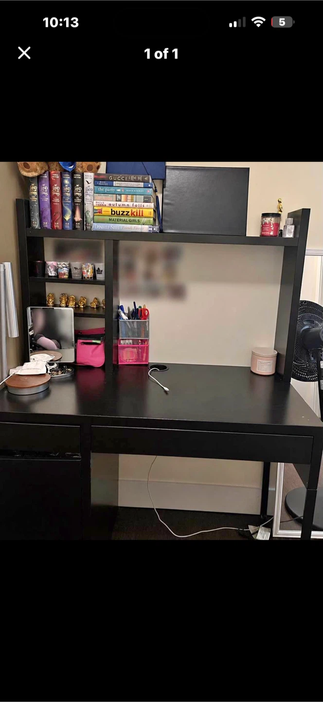 IKEA Micke Desk with Hutch